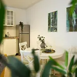 The Comfy Spot - 1 Br-apartment & Parking Included In North Business Area * 布加勒斯特
