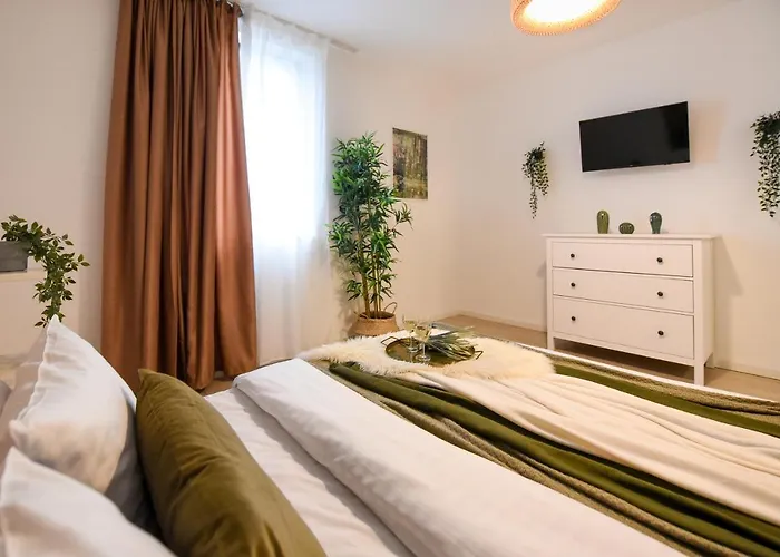 The Comfy Spot - 1 Br-apartment & Parking Included In North Business Area Bukareszt