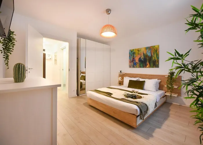 The Comfy Spot - 1 Br-apartment & Parking Included In North Business Area * Bukareszt