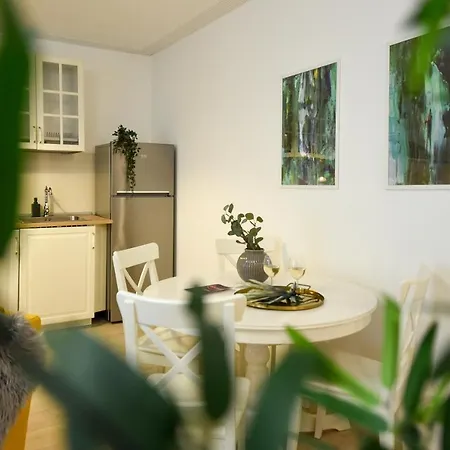 The Comfy Spot - 1 Br-apartment & Parking Included In North Business Area * Bucharest